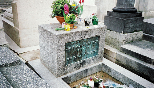 La tumba de Jim Morrison