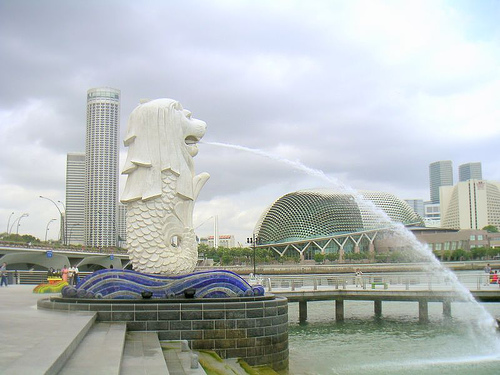 Merlion, el león con cola de sirena  símbolo de Singapur