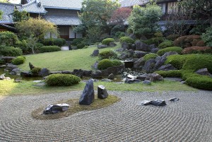 La belleza y serenidad de los jardines zen japoneses
