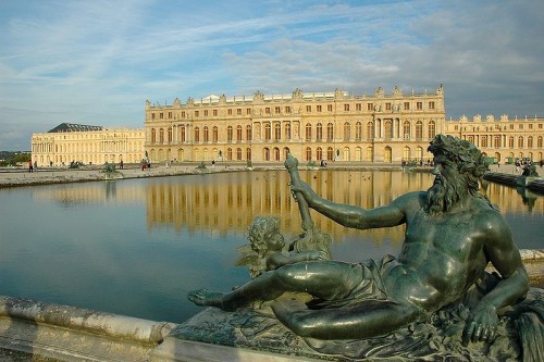 Recorrido por el palacio de Versalles, París