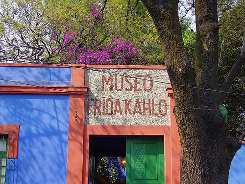 La Casa Azul de Frida Kahlo en México, museo e ícono cultural