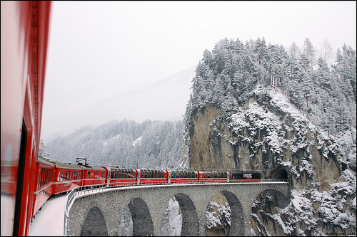El Glaciar Express y su incomparable recorrido por los Alpes suizos