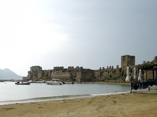 methoni2