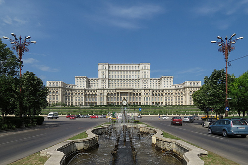 Bucarest, Rumania: ciudad monumental