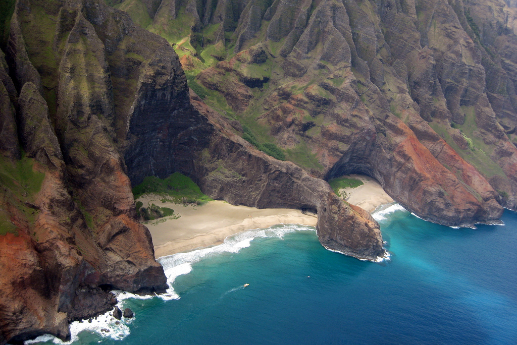 hawai y acantilado