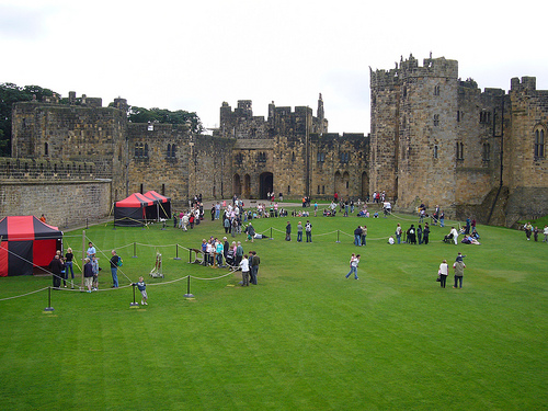 alnwick castle