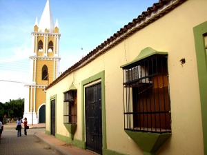Santa Ana de Coro y su puerto: mezcla venezolana, española y holandesa