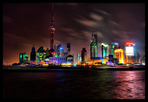 Bund y Pudong en Shangái, el pasado y el futuro