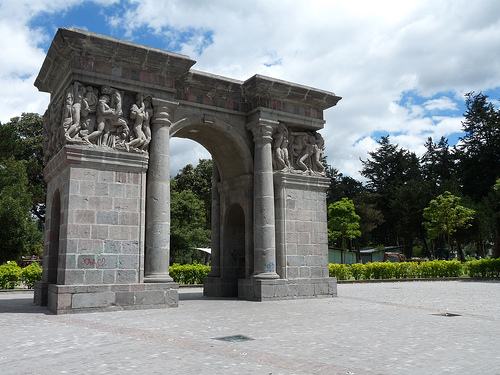 El monumento de la Llama Eterna.