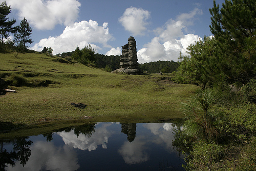 Piedras Encimadas
