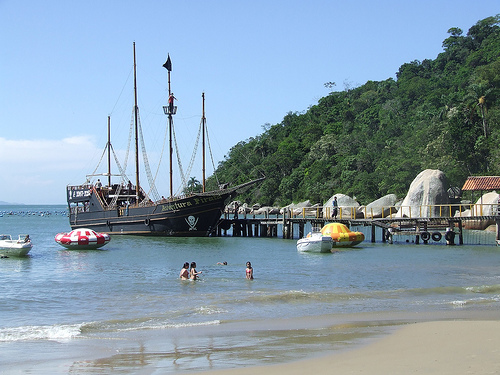 playa-de-lanjeiras-camboriu