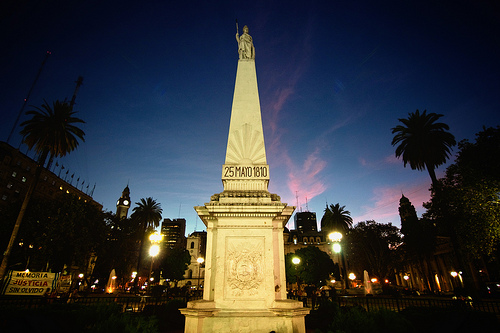 plaza-de-mayo-buenos-aires