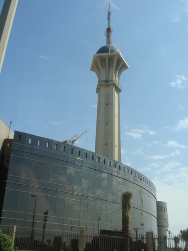 Yeda y sus portentosos monumentos.