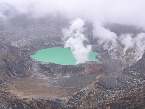 volcan-poas-costa-rica