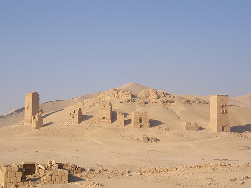 valle-de-las-tumbas-palmira-siria