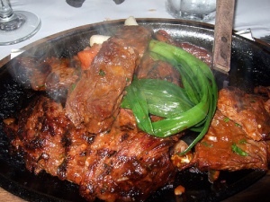 Restaurantes de carnes en Bogotá: Un universo de opciones