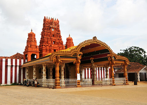 El templo Nallur Kandaswamy en Sri Lanka.