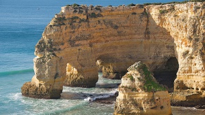 La ciudad de Faro en el Algarve de Portugal