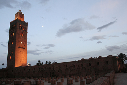 La ciudad de Marrakech y la plaza Djemaa el-Fna