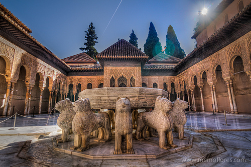 patio-de-los-leones-alhambra-de-granada