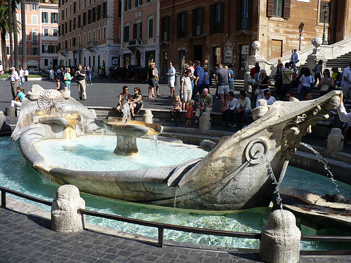 fontana-della-barcaccia-roma