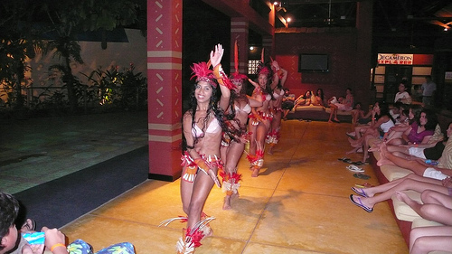 indigenas-el-amazonas-colombiano