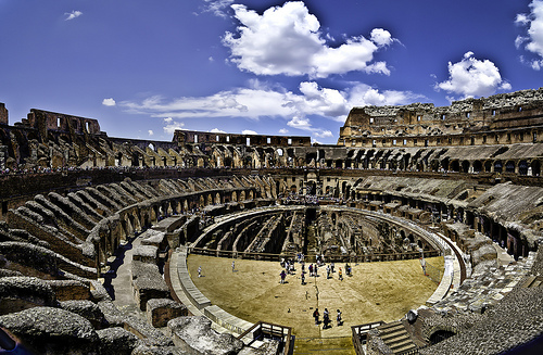 interior-coliseo-roma