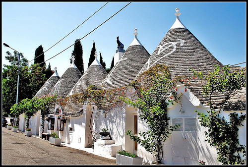 trullos-alberobello-italia