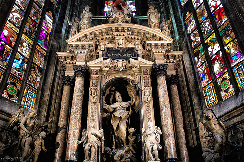 interior duomo de milan
