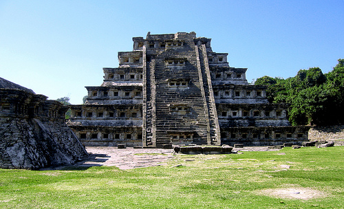 piramide de tajin veracruz en mexico