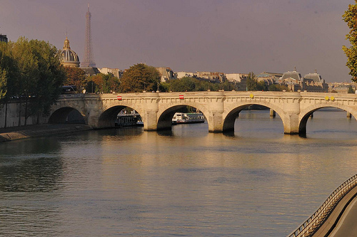 puente nuevo paris