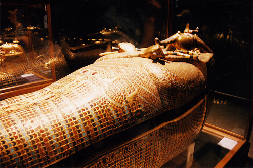 sarcofago tutankamon el museo egipcio de el cairo