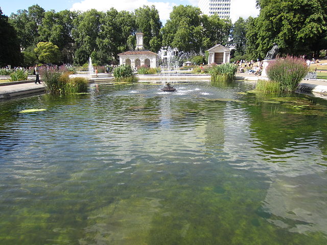 640px-Kensington_Gardens,_London_(2014)_-_4