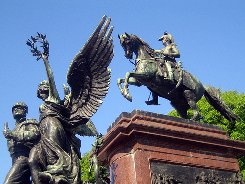 monumento plaza san martin