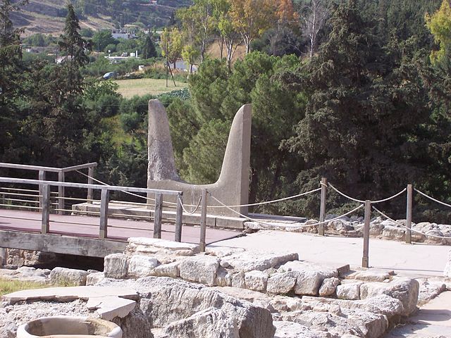 cuernos palacio de knossos