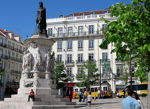 plaza luis de camoes