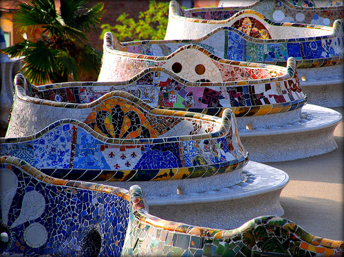 bancos parque guell de barelona