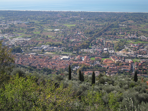 entorno natural marina de pietrasanta