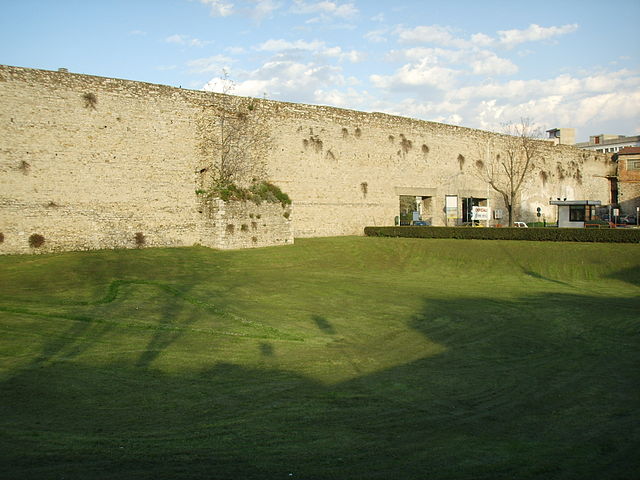 muralla prato