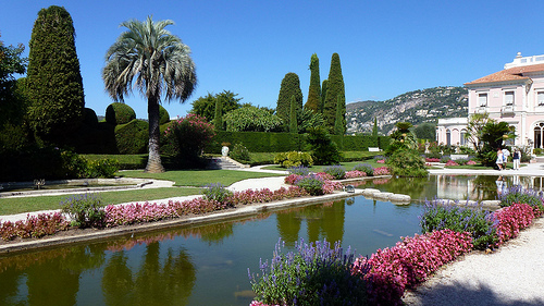 Los encantadores jardines de Villa Ephrussi en la Costa Azul de Francia