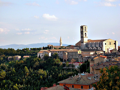 La bella ciudad de Perugia en Italia, un monumento vivo de la historia