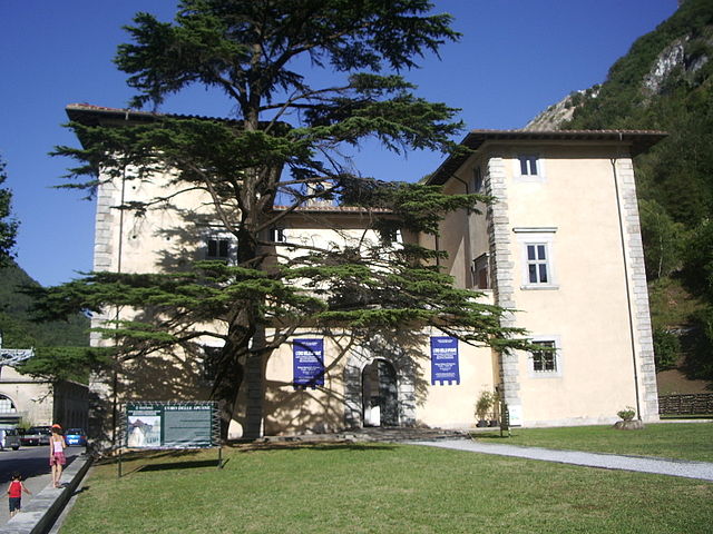 palacio de seravezza 2