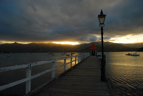 Disfrutando de los hermosos paisajes de Akaroa en Nueva Zelanda