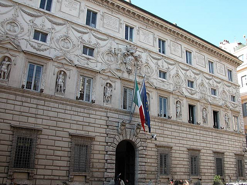Conoce con nosotros el bello Palacio Spada en Roma y su impactante “galería de la ilusión”