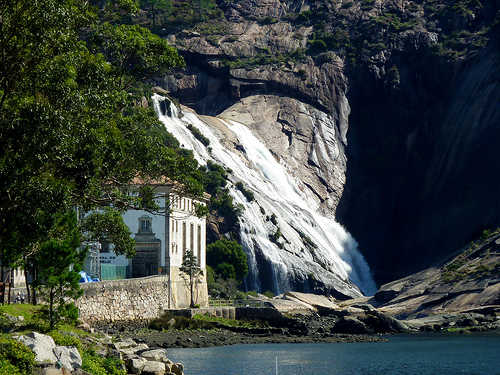 Autor: Linda Hartley