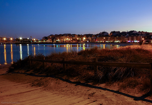 La bella localidad de Portonovo en la costa de Galicia, todo un lugar para disfrutar y divertirte