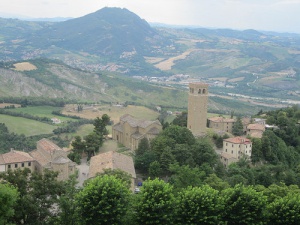 La fascinante ciudad italiana de San Leo, toda una colosal fortaleza de historias y leyendas