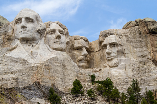 El interesante monumento del Monte Rushmore en Estados Unidos