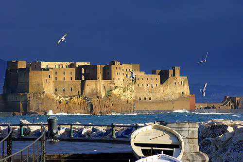 El Castel dell'Ovo de Nápoles y la historia del huevo mágico