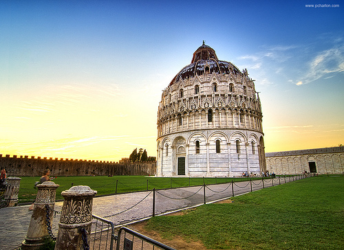 El monumental Baptisterio de Pisa, el más grande de toda Italia